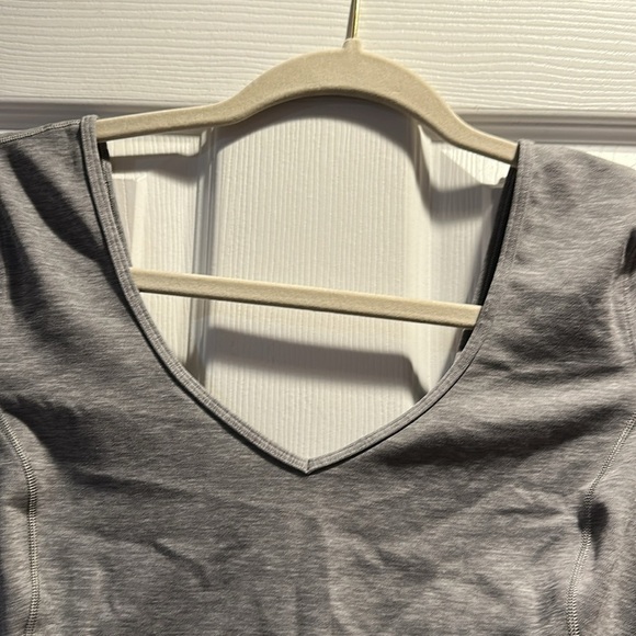 Lululemon Align Heather Gray Long Sleeve Crop Top S - Picture 4 of 8
